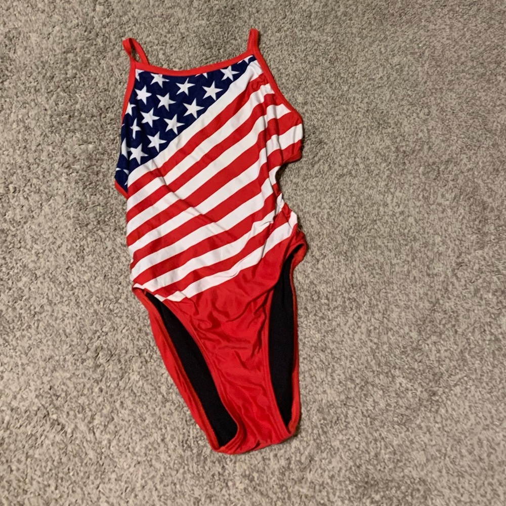 TYR American flag suit